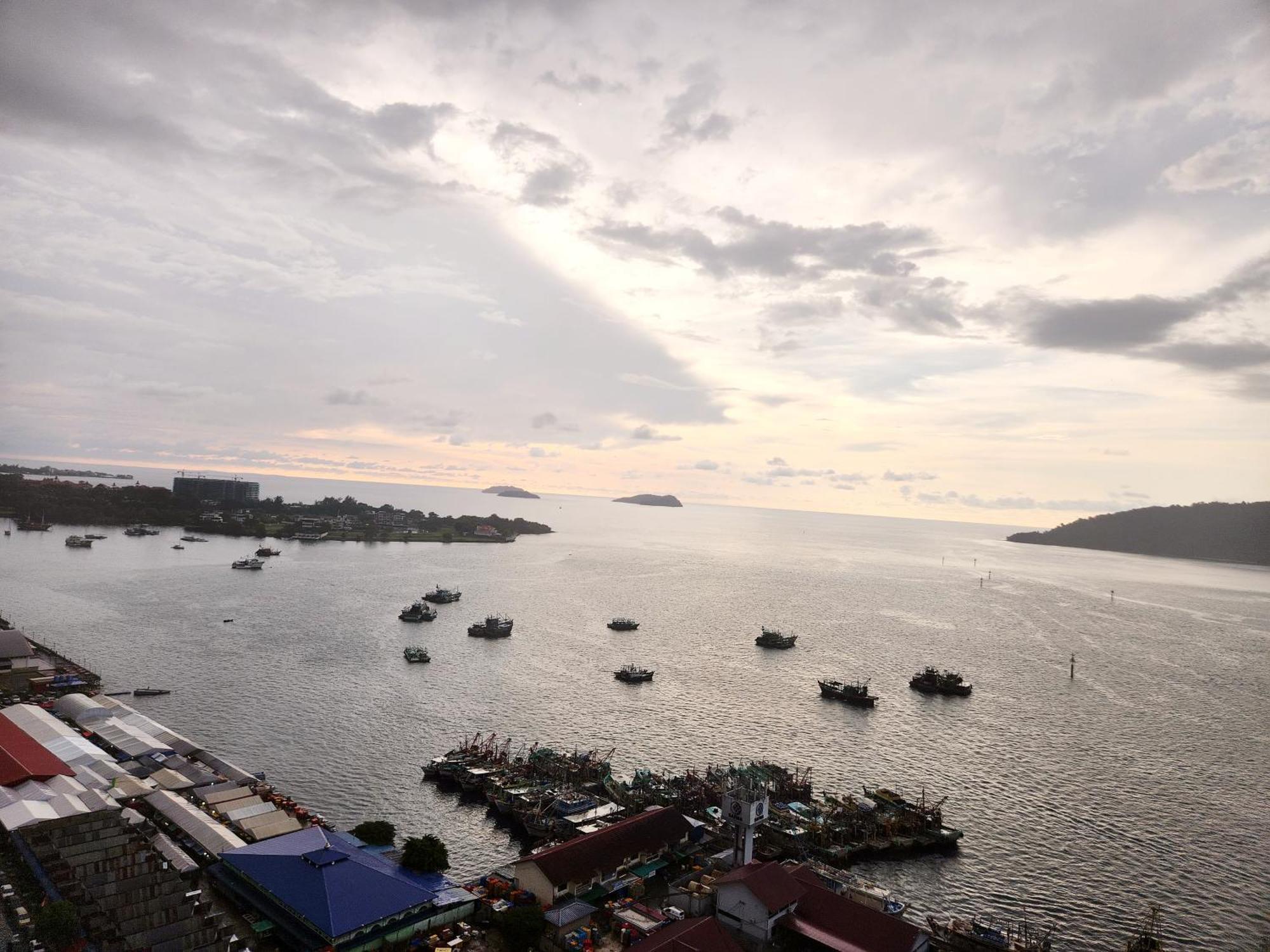 The Shore Kota Kinabalu City Centre By Lw Suites 外观 照片
